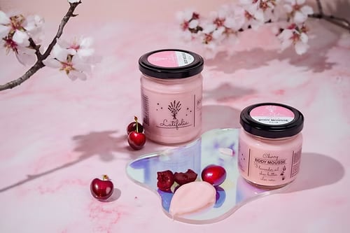 Cherry Body Mousse - Мус за тяло с череша и блестящи частици 230мл