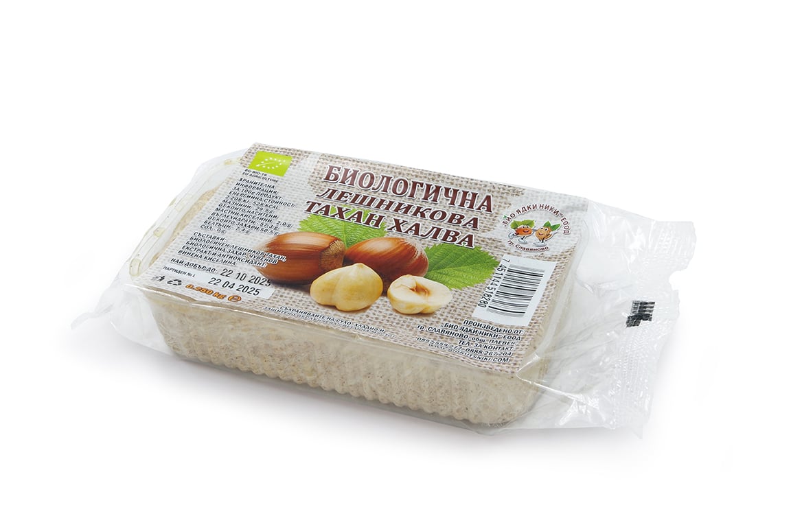 Биологична лешникова тахан халва